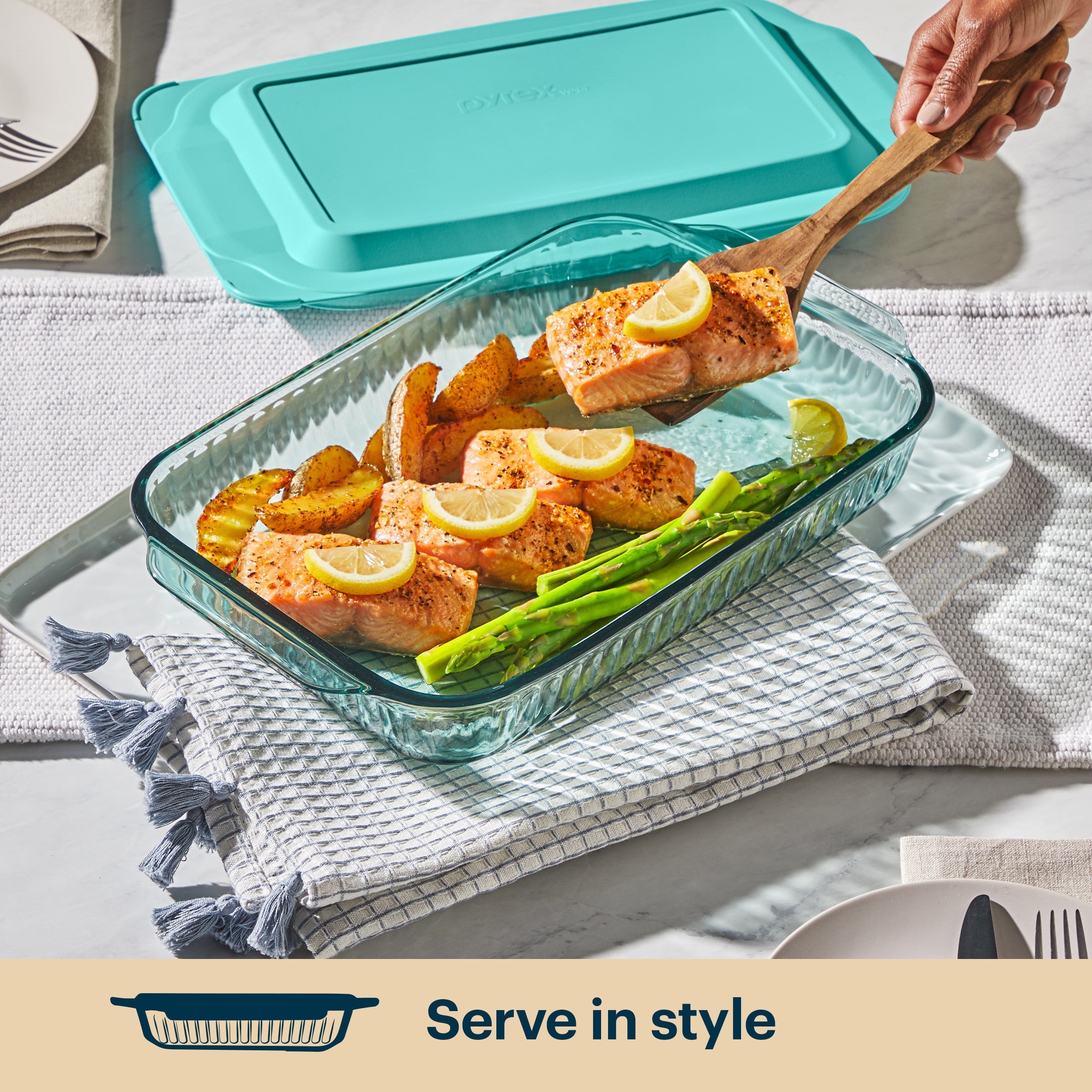 Pyrex® Sculpted Tinted Glass 3QT Oblong Baking Dish with Lid, Aqua