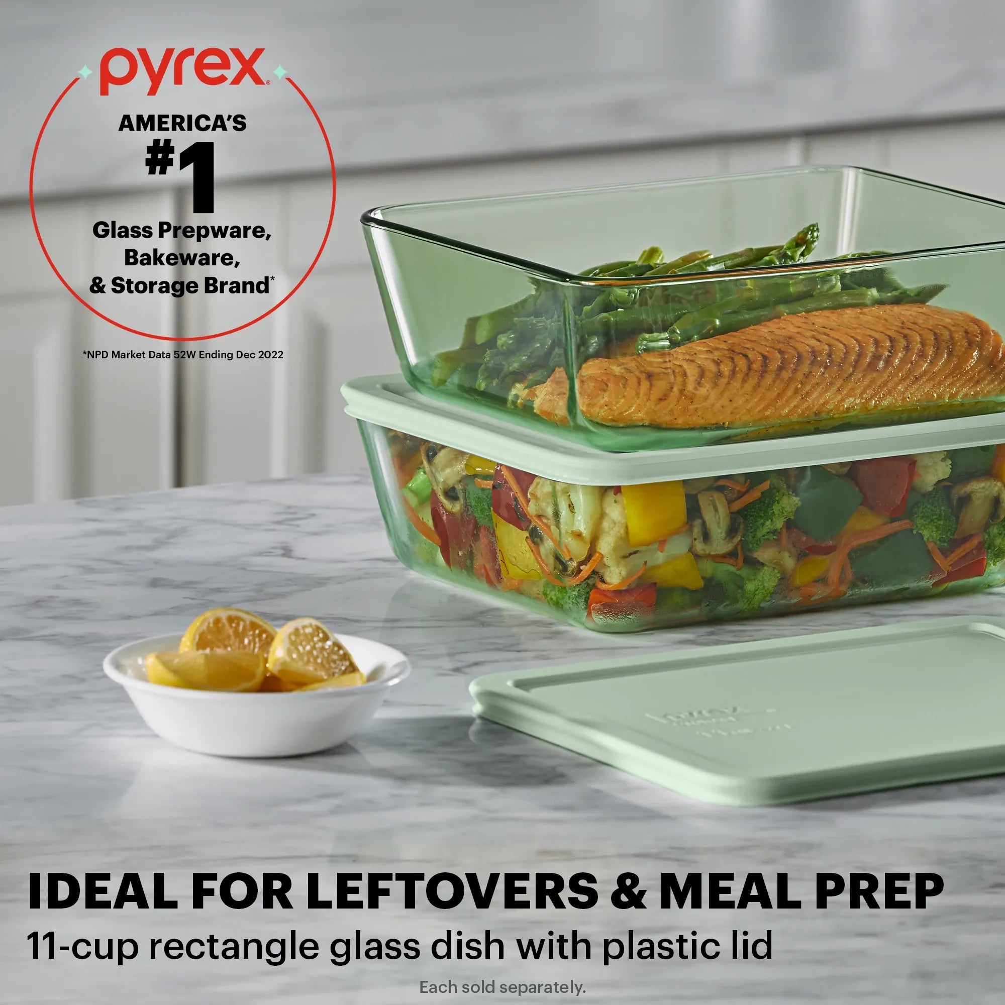 Pyrex® Simply Store® Tinted 11-cup Rectangle Storage with Green Plastic Lid